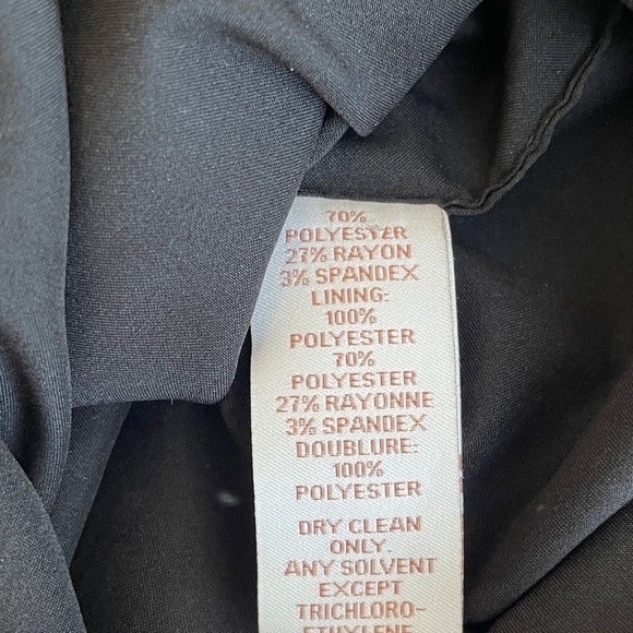 SCRIPTED RUFFLED SKIRT SZ SMALL - Picture 6 of 8